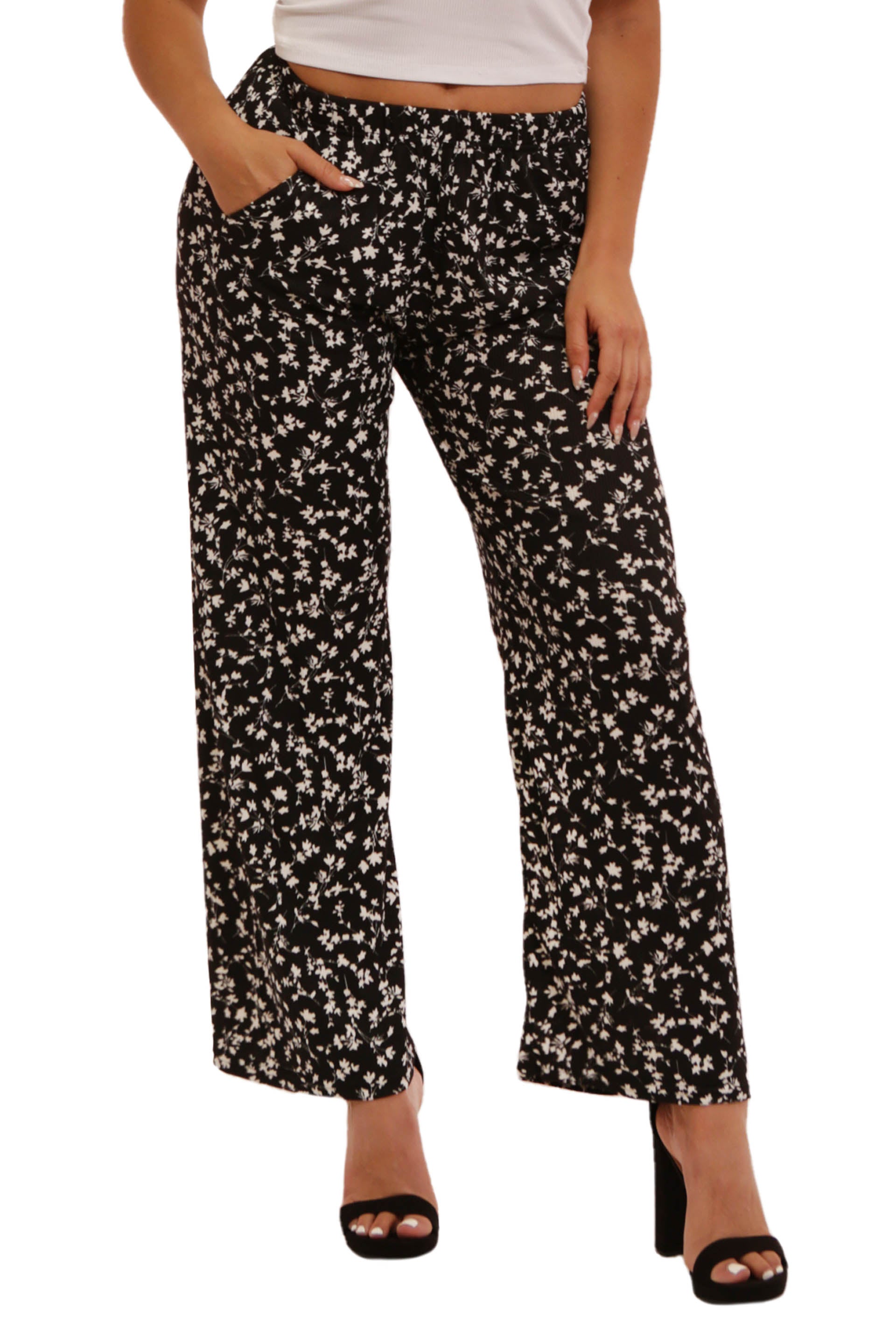 Wholesale Womens Elastic Waist Cropped Pull On Wide Leg Pants - Black & White Flower - S&G Apparel
