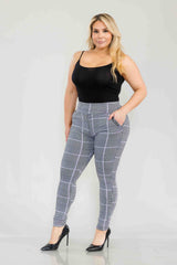 Wholesale Womens Plus Size Treggings With Zipper Pocket Trim - Black, White, Mauve Plaid