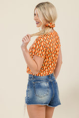 Wholesale Womens Crop Rib Knit Short Sleeve Tops With Matching Scrunchie - Orange, Brown Geometric