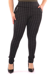 Wholesale Womens Plus Size Treggings With Zipper Pocket Trim - Black & White Plaid