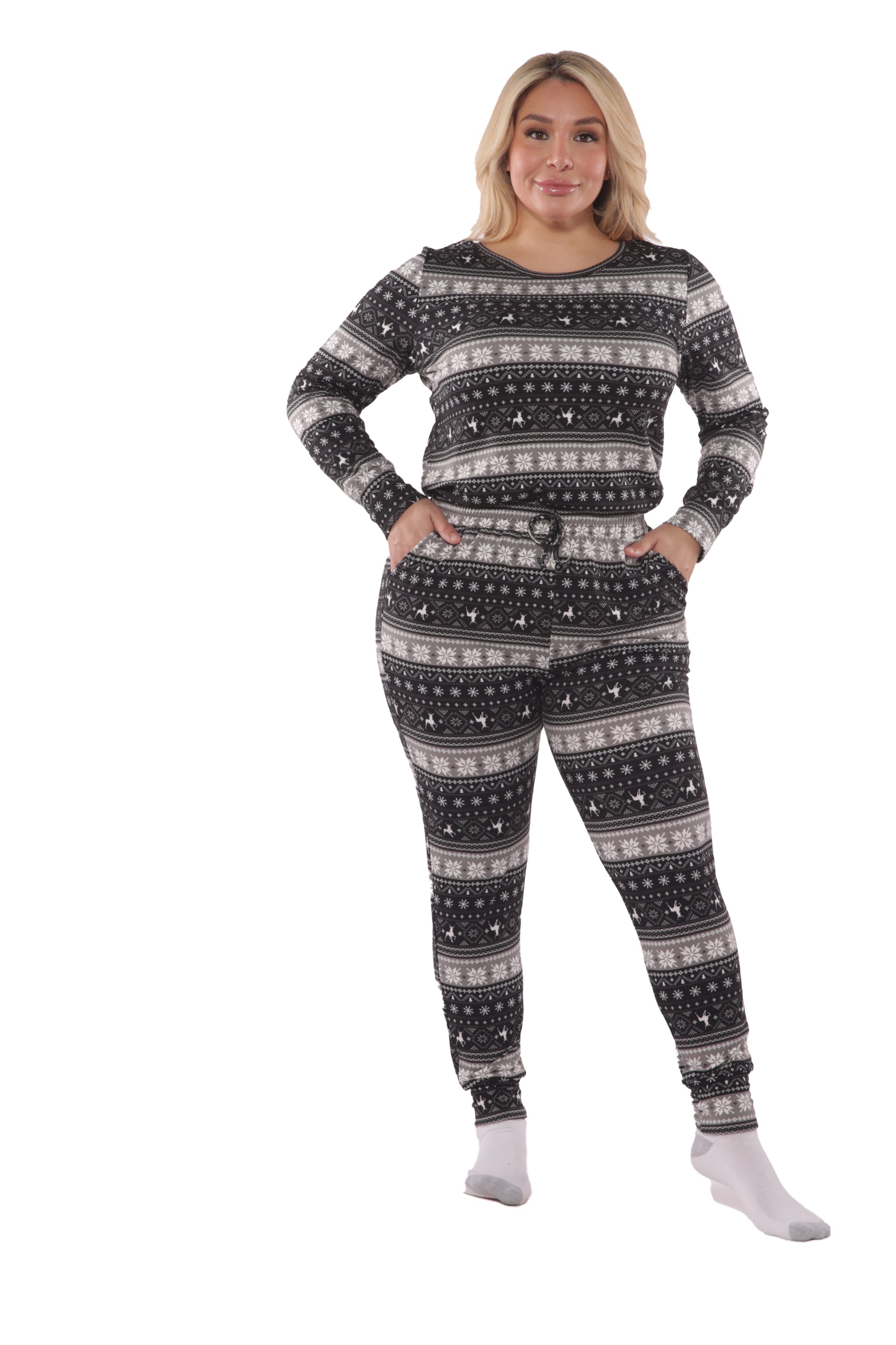 Wholesale Womens Plus Size Holiday Print Fleece Lined Long Sleeve Top & Sweatpants Pajama Set - Black & Gray
