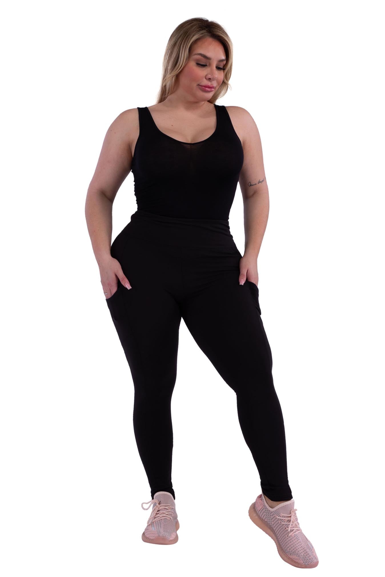 Wholesale Womens Plus Size Solid Fleece Lined Sports Leggings With Side Pockets - Black - S&G Apparel