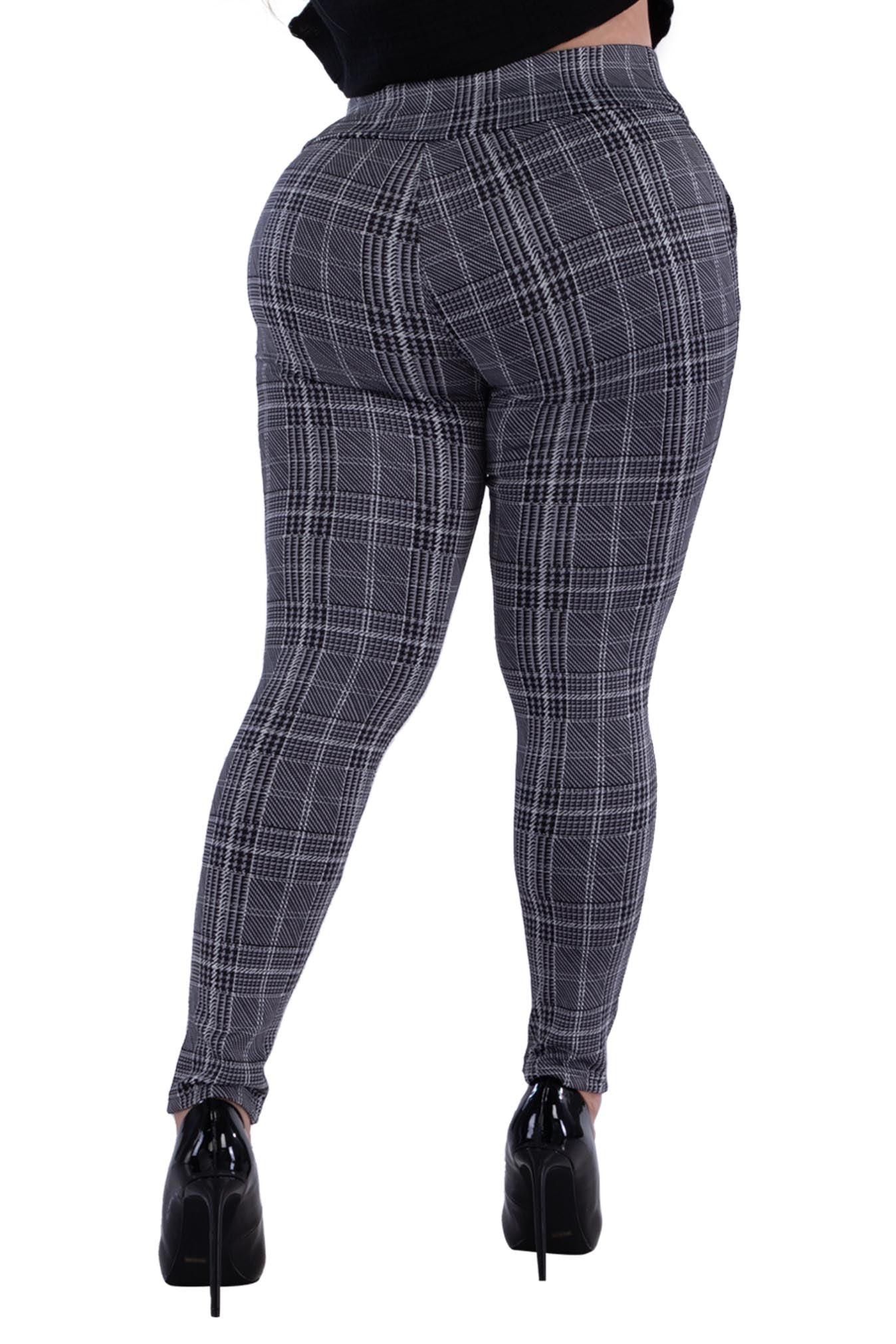 Wholesale Womens Plus Size Treggings With Zipper Pocket Trim - Black & White Plaid - S&G Apparel